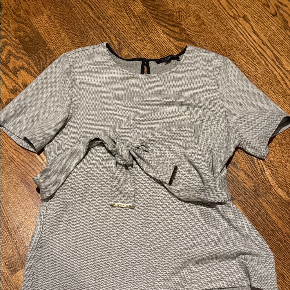 Tommy Hilfiger Light Gray Short Sleeve Tie Top